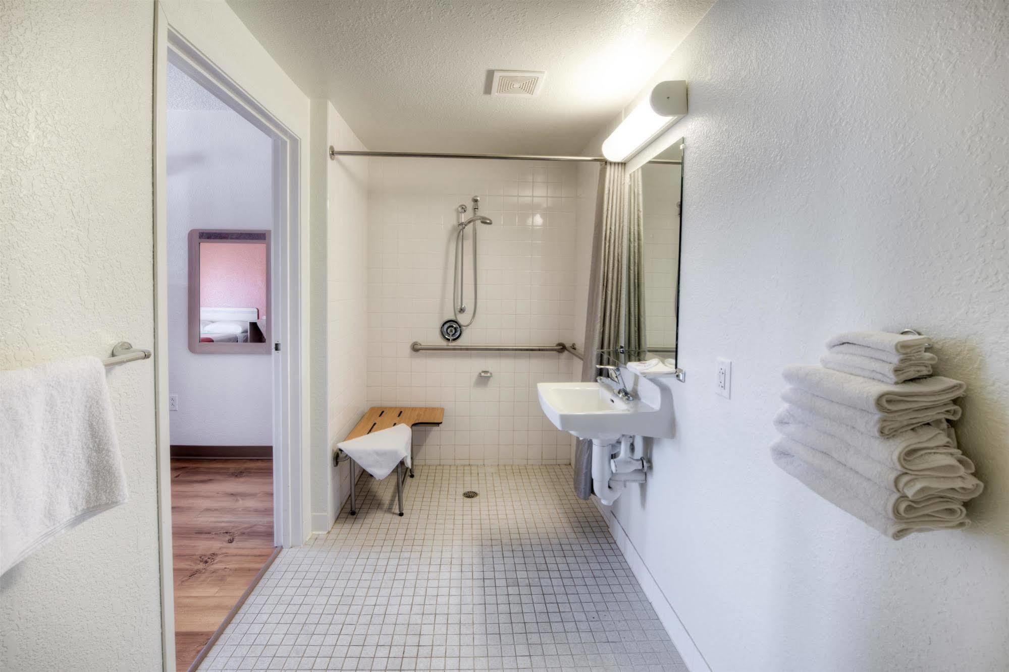 Motel 6-Niantic, Ct - New London ภายนอก รูปภาพ