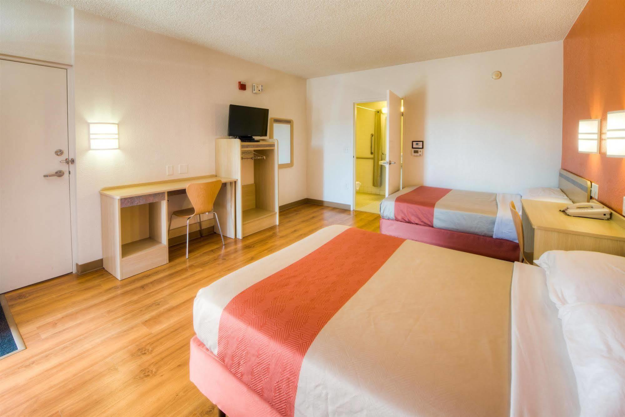 Motel 6-Niantic, Ct - New London ภายนอก รูปภาพ